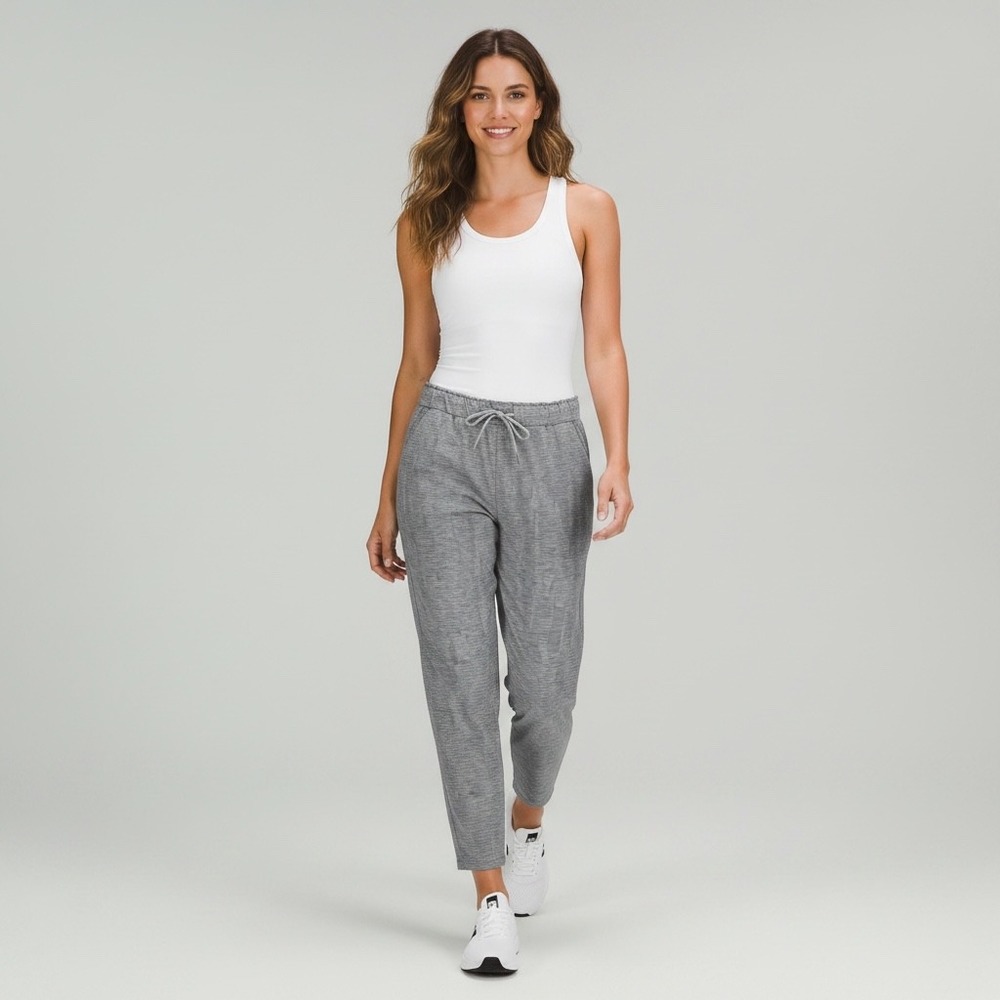 Lululemon Keep Moving 7/8 Pant Women 10 Grey Jacquard Relaxed High Rise NWT